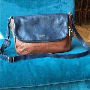 Fossil leather crossbody/shoulder bag